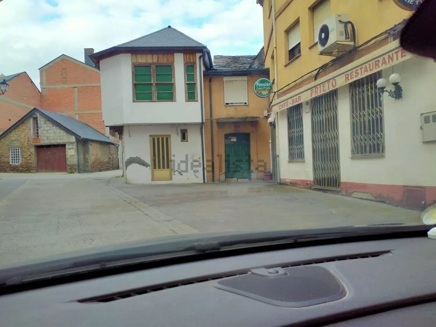 Casa de pueblo en venta