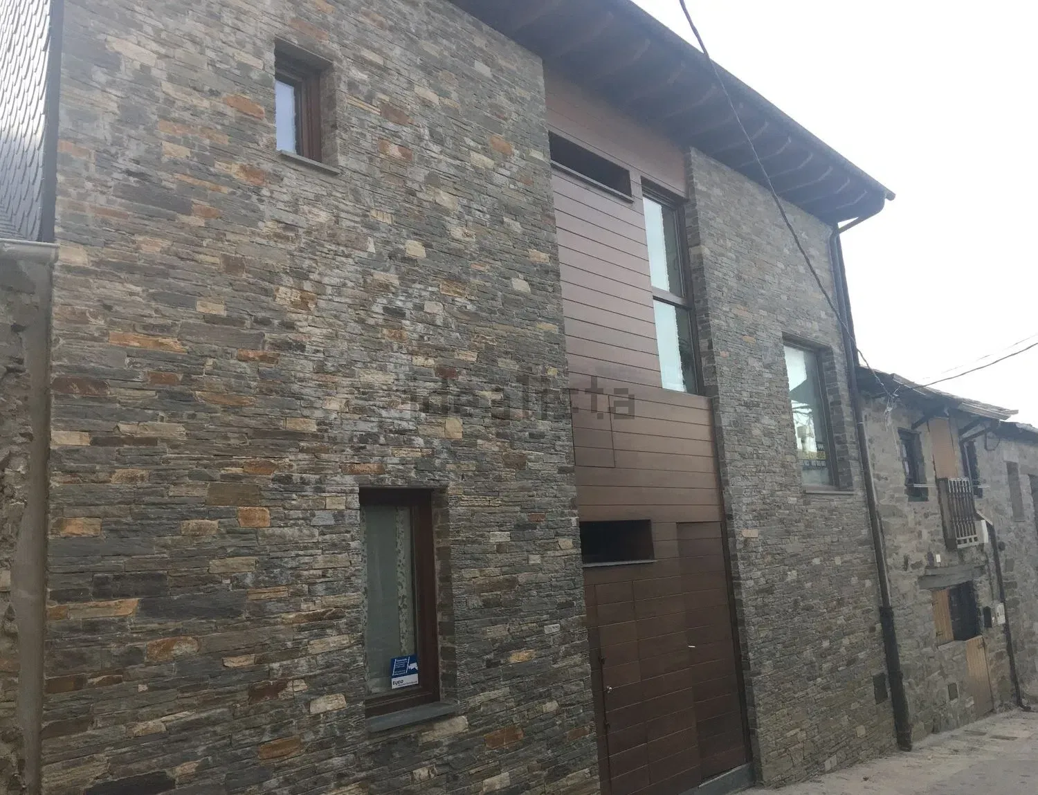 Chalet adosado en venta